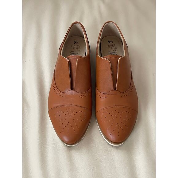 Time and Tru Shoes - Women's Leather Brown Dress Shoes 9.5 Time & True Memory Foam